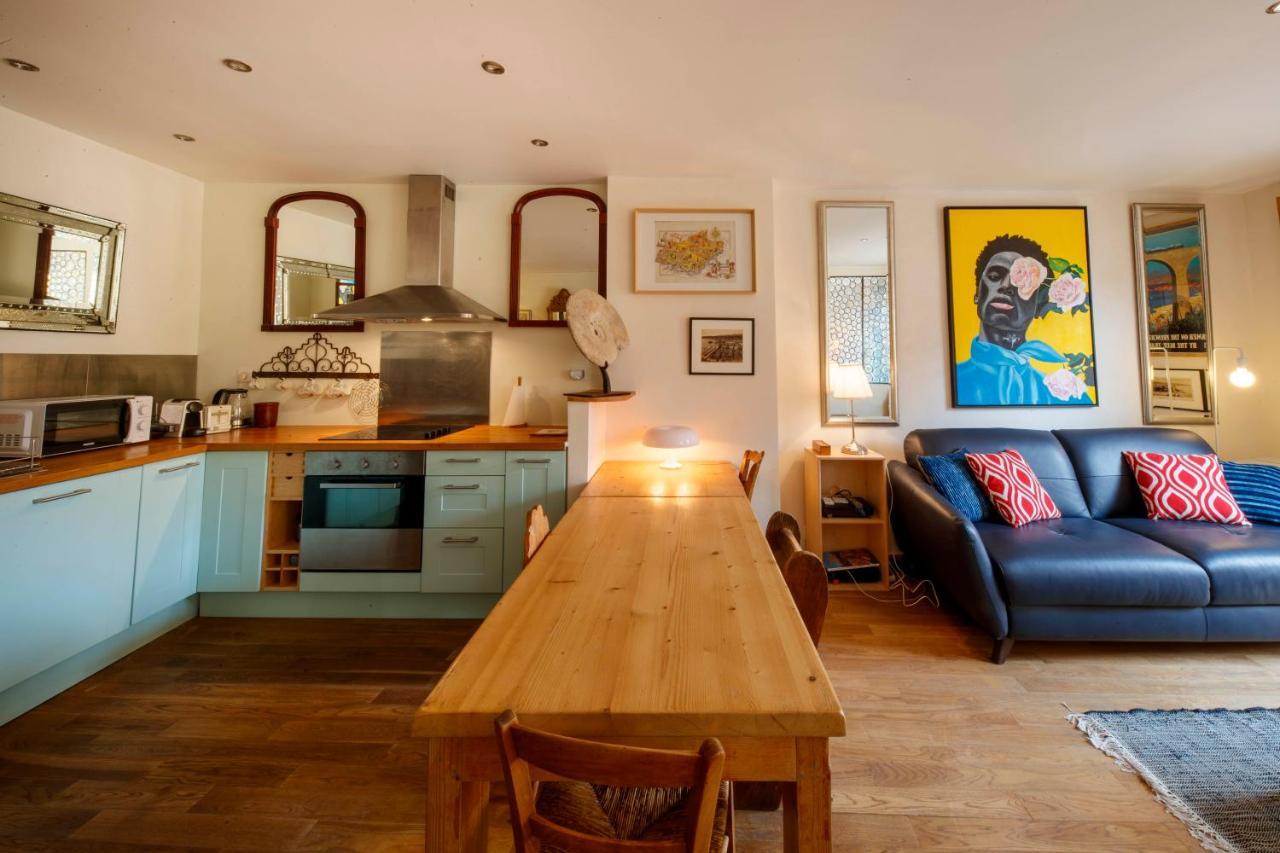 Spacious And Bright Flat Close To The Beach : Heart Of Old Nice Exterior photo