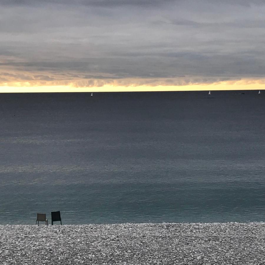 Spacious And Bright Flat Close To The Beach : Heart Of Old Nice Exterior photo
