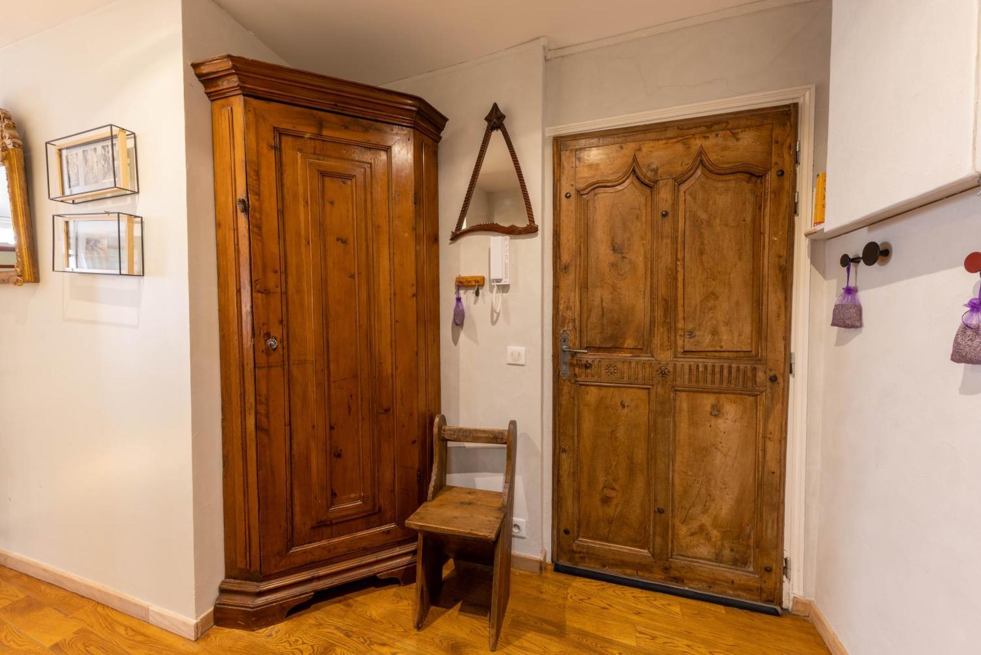 Spacious And Bright Flat Close To The Beach : Heart Of Old Nice Exterior photo